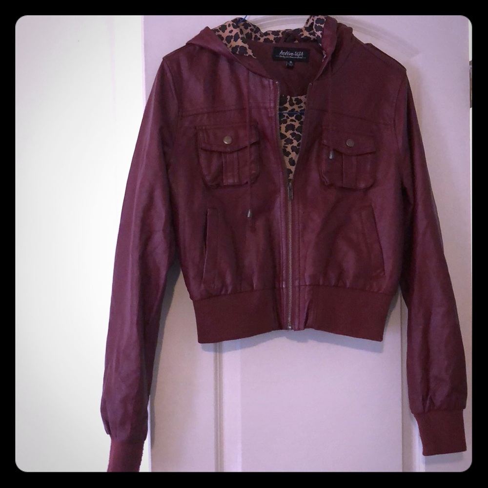 Leather jacket, size M, Active USA
